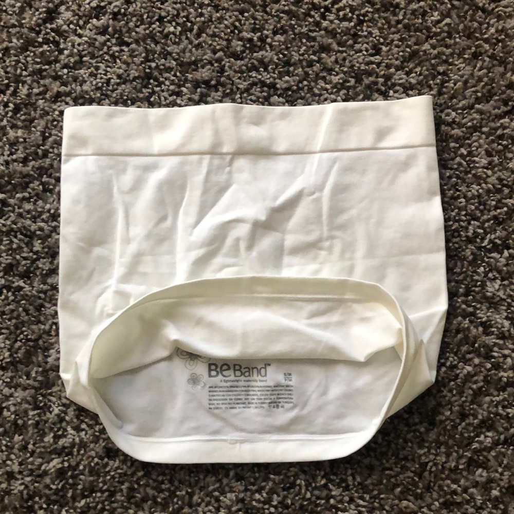 White BeBand for non-maternity jeans